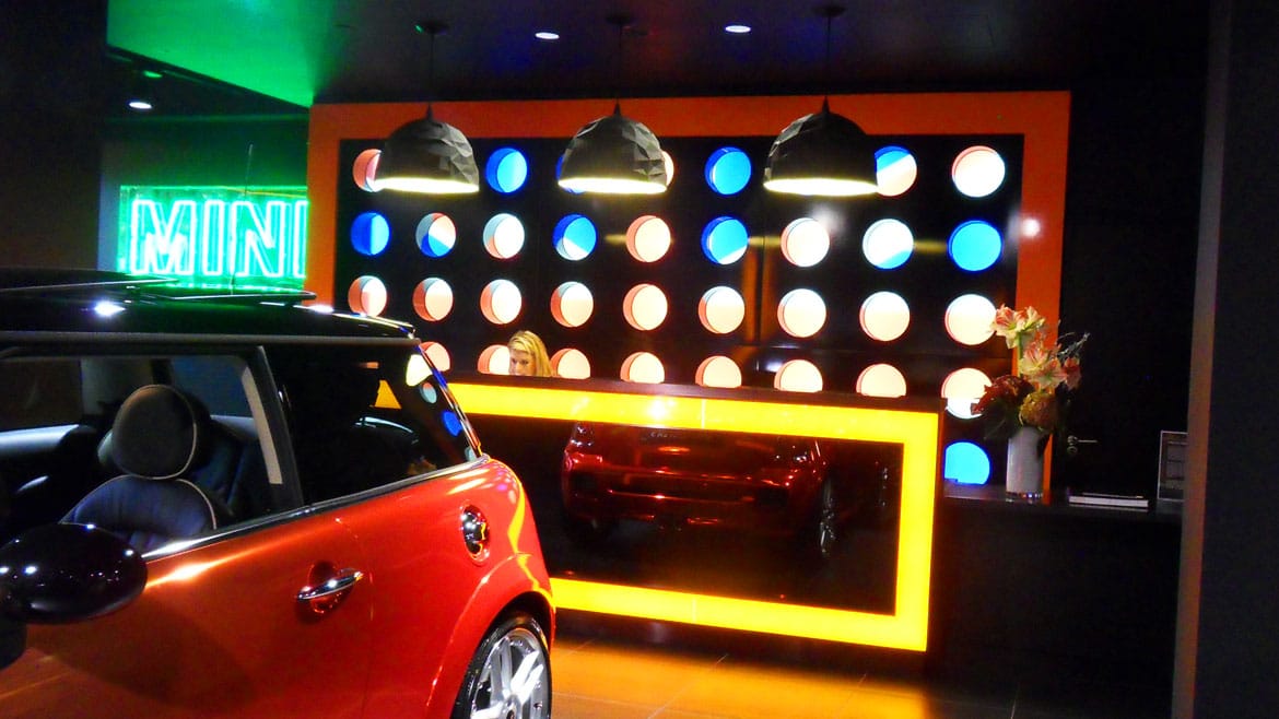 Automotive industry - Mini Park Lane feature lighting